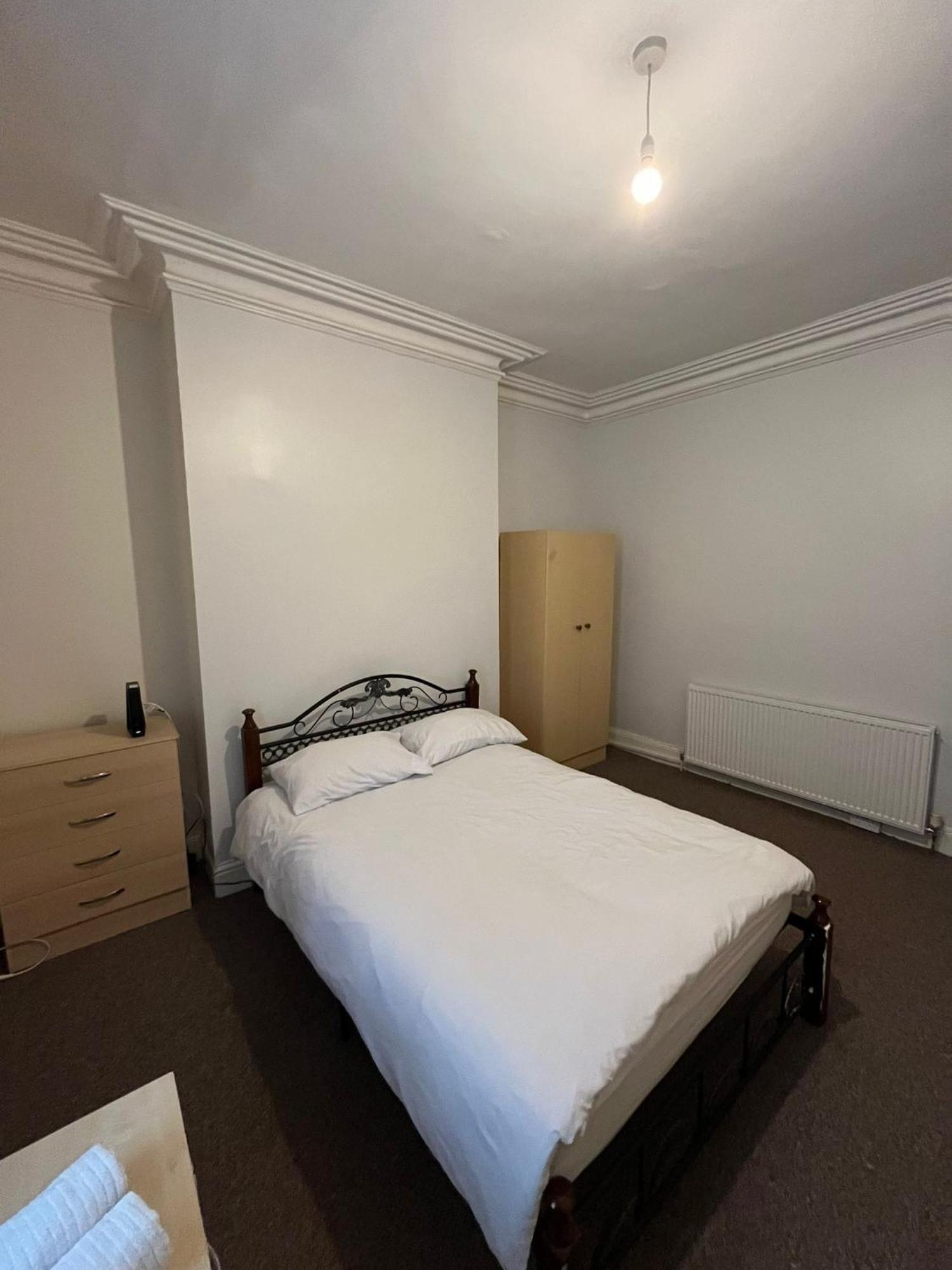 Arthurs Hill Newcastle, Free Parking Fully Equipped Kitchen 4 Bedrooms, Near City Centre Exterior photo