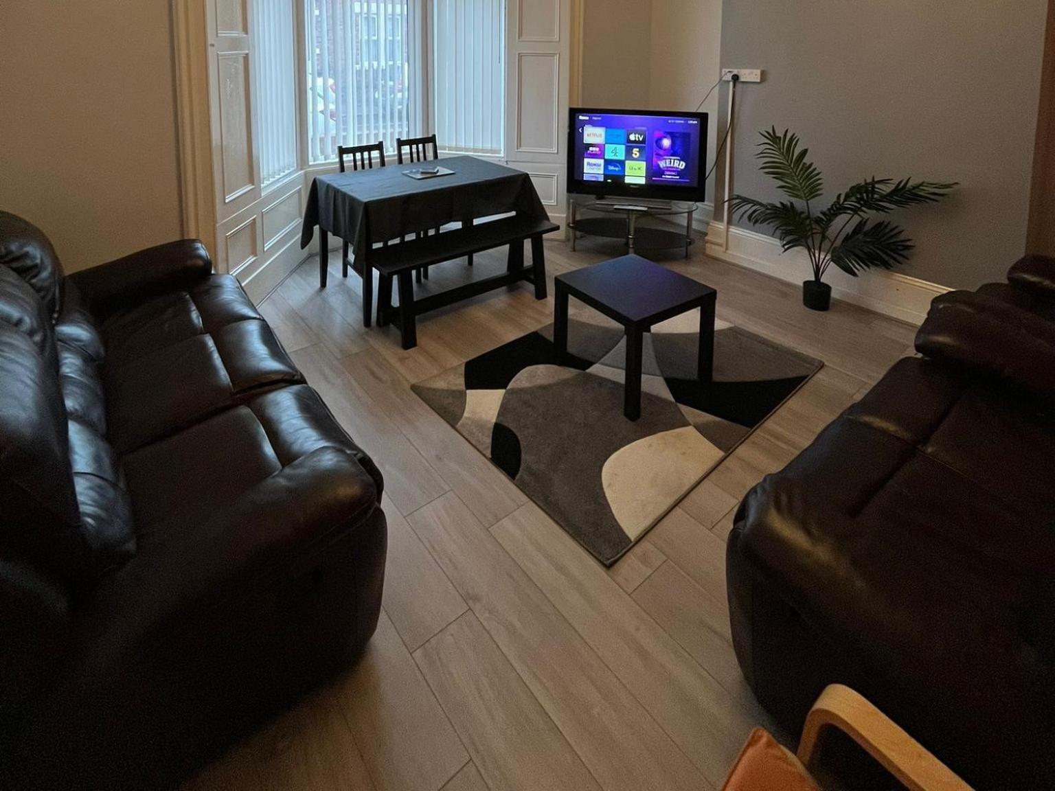 Arthurs Hill Newcastle, Free Parking Fully Equipped Kitchen 4 Bedrooms, Near City Centre Exterior photo